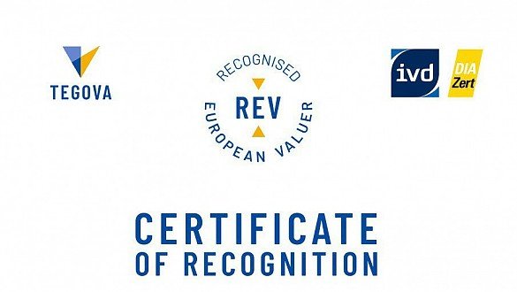 Foto <span style="color: rgb(122, 122, 122); font-family: Roboto, sans-serif; font-style: normal; font-variant-ligatures: normal; font-variant-caps: normal; font-weight: 400;">Tobias Geipel (REV) – Ein Gutachter mit der REV-Auszeichnung der TEGoVA (The European Group of Valuers’ Associations) ist ein hoch qualifizierter und anerkannter Experte auf dem Gebiet der Immobilienbewertung. TEGoVA ist eine europäische Organisation, die die Standards und Ethik für Sachverständige</span>